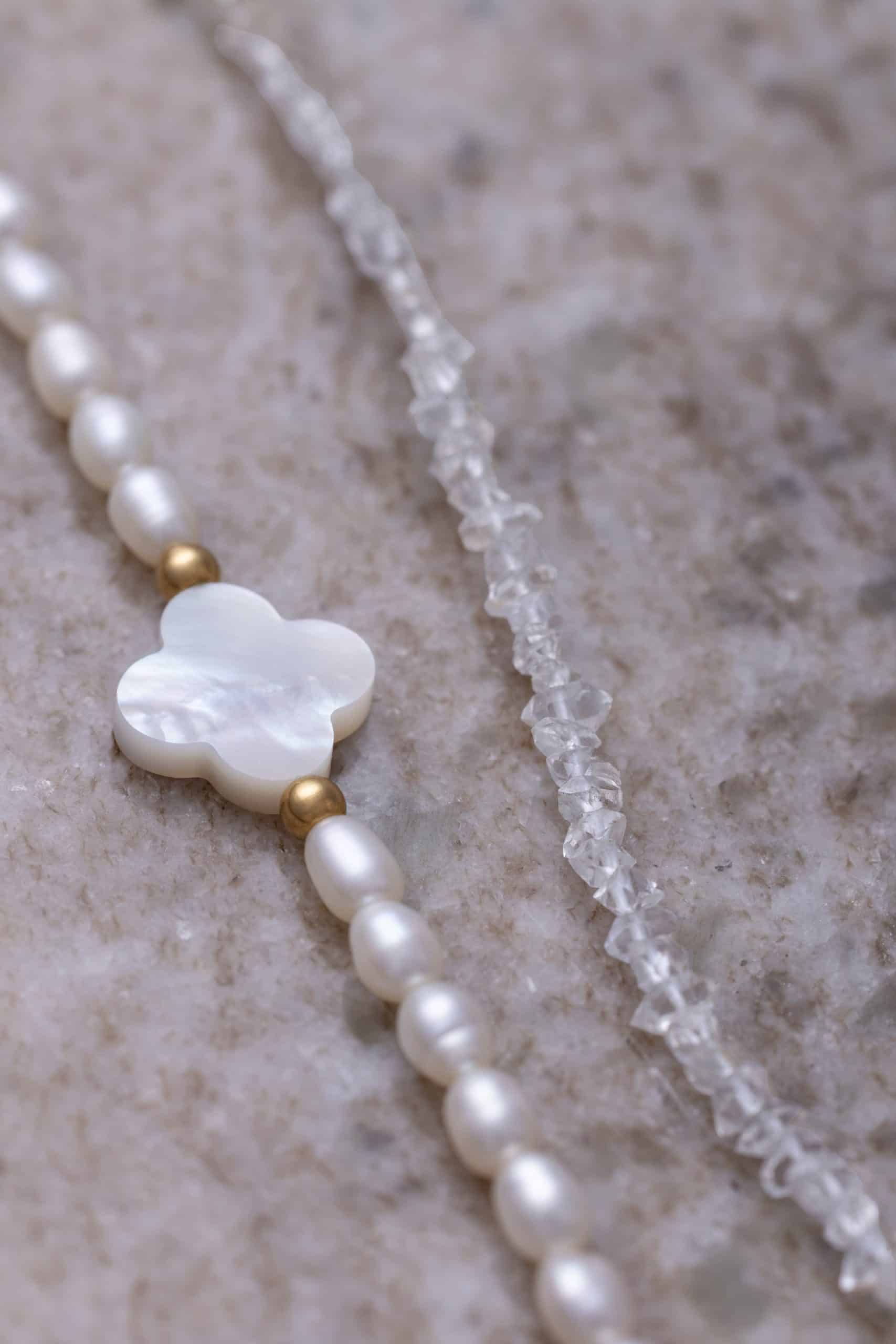 Crystal necklace Herkimer with small crystals