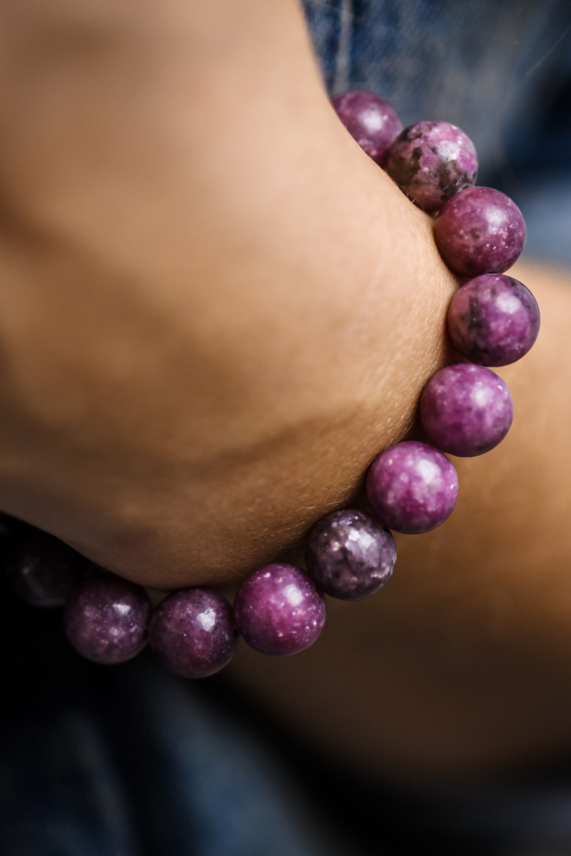 Lepidolite Bracelet Lepidolite Jewelry Purple Bead Bracelet | Etsy | Purple  beaded bracelets, Lepidolite jewelry, Beaded bracelets