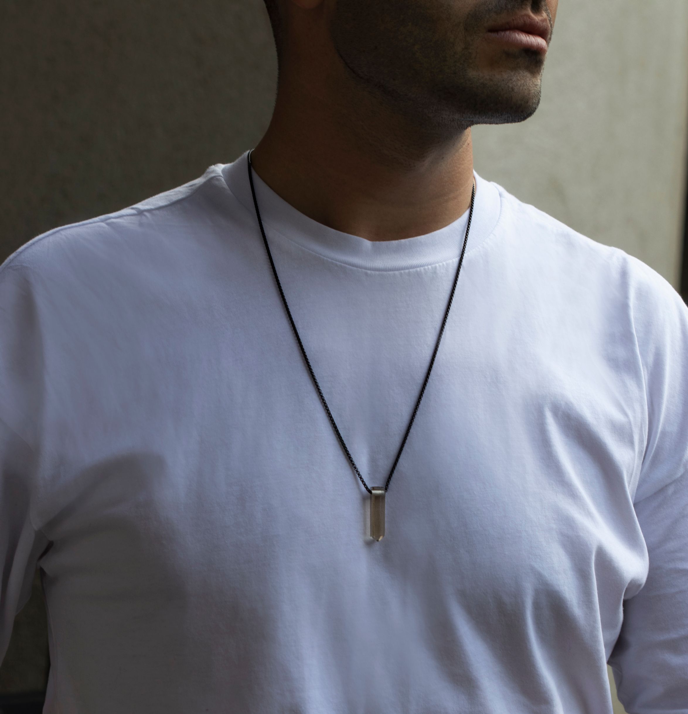 recurso renovable Agresivo danza Smoky quartz point necklace for men - Trimakasi | EN